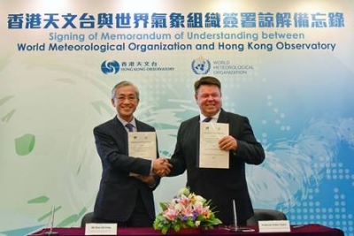 Director of the Hong Kong Observatory, Shun Chi-ming and Secretary-General of the WMO, Petteri Taalas, signed the Memorandum of Understanding.